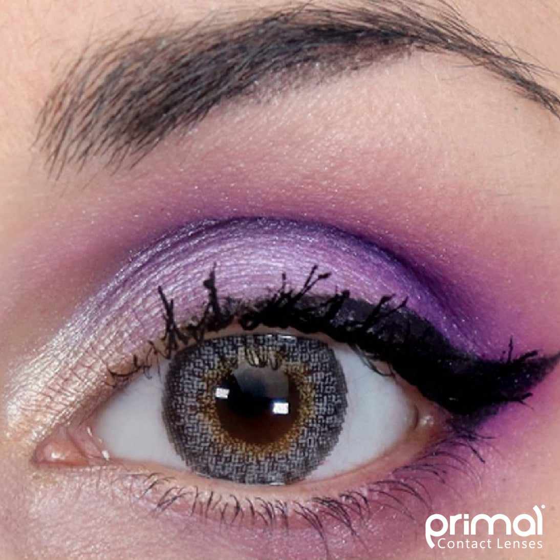 Starlight Ash Natural Contacts Model Eyes Closeup